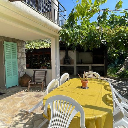 Bas De Villa Avec Acces Piscine Pres De Nice Cannes Monaco Carros Εξωτερικό φωτογραφία
